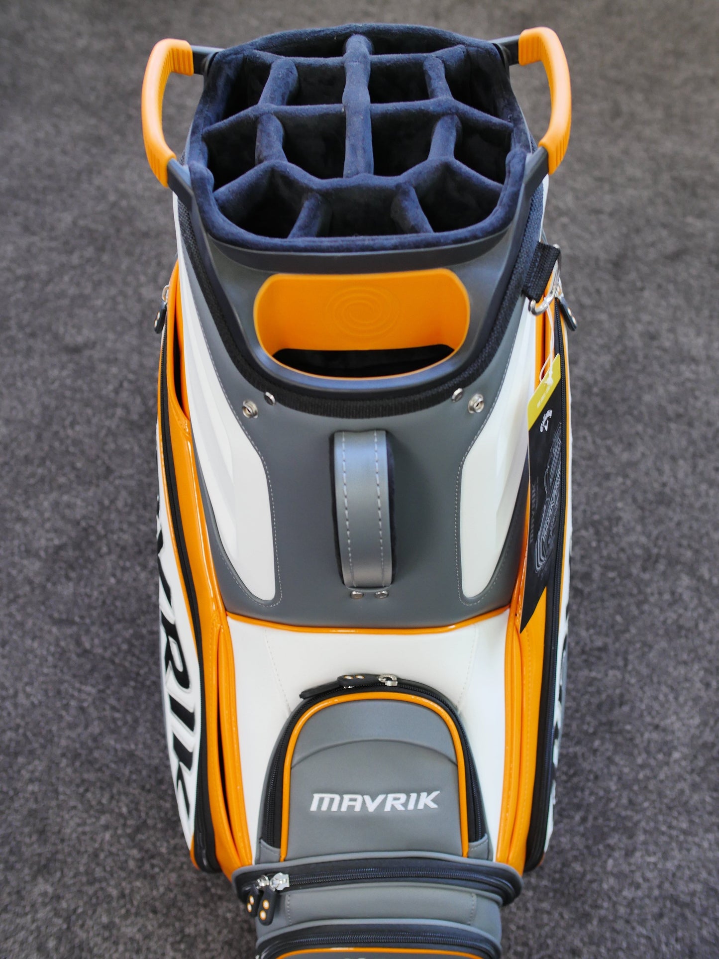 Callaway Tour Bag – professionelles Golfbag mit Tour-Design Topansicht